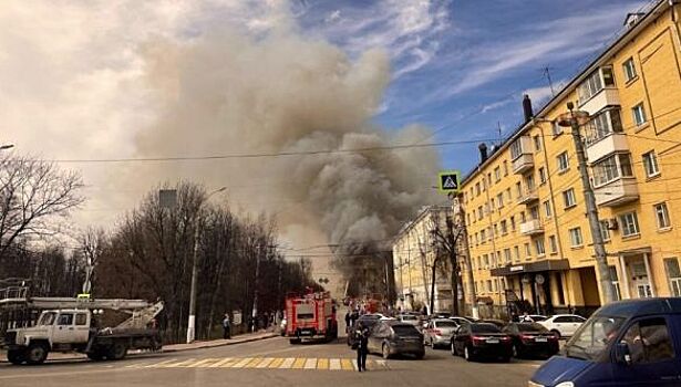 РВ: Над Киевом клубятся огромные столбы дыма, армия ВС из РФ нанесла мощные ракетные удары