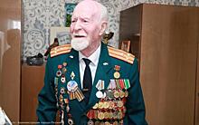 В Рязани ветерана Великой Отечественной войны Шумкина поздравили с Днём защитника Отечества
