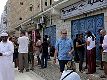 Российских туристов начали вывозить с йеменского острова Сокотра