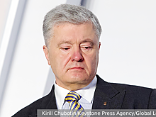 Зеленский ввел бессрочные санкции против Порошенко, Медведчука и других лиц