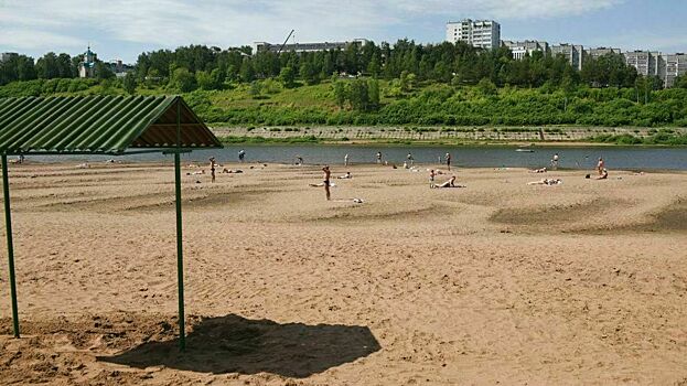 580 тысяч рублей - на содержание пляжа