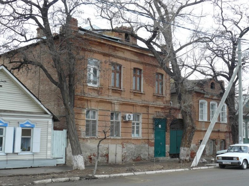 В Тюменской области сразу 17 объектов культурного наследия выставили на аукцион