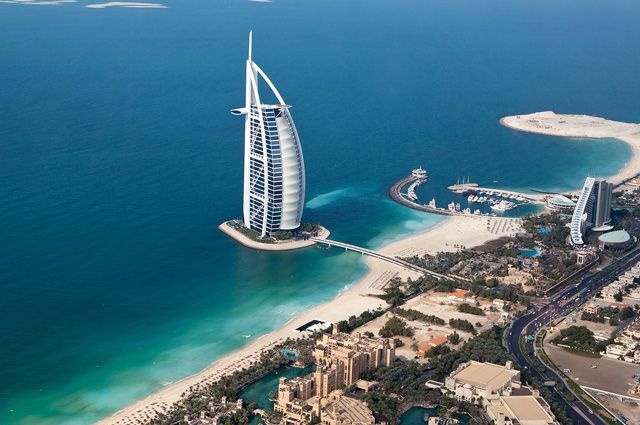 Дубайские полицейские до смерти избили туриста