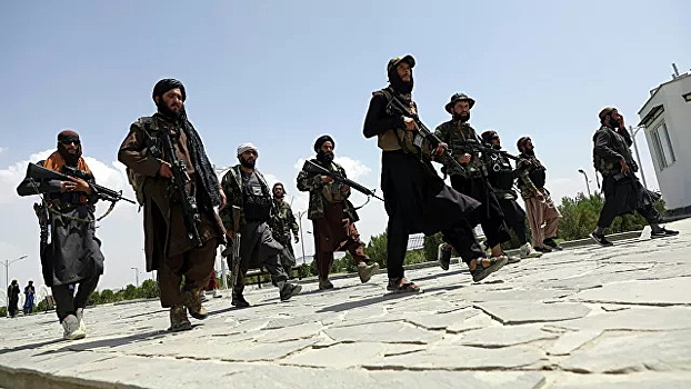 Боевики ИГ атаковали талибов из засады