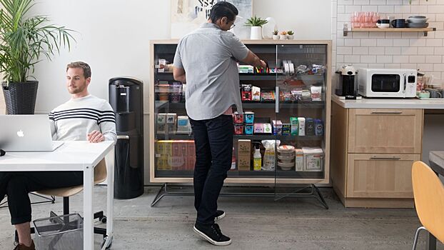 Как инженер из Google собрался изменить будущее ретейла и начал выпускать шкафы с товарами первой необходимости