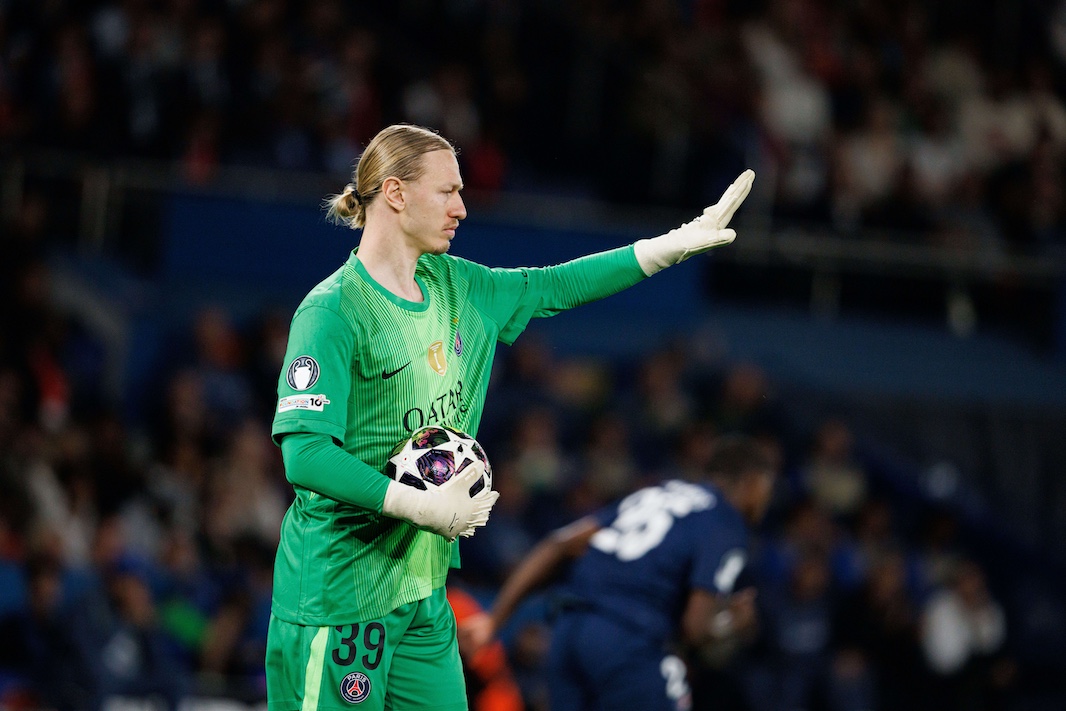 Энрике&nbsp; рассказал о состоянии Сафонова и Хакими после матча с «Баварией»