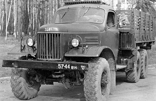 Почему грузовик Советского Союза ЗИЛ 157 считался лучшим