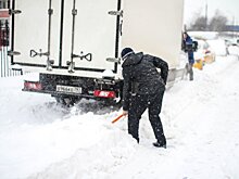 Автоэксперт рассказал о тонкостях вождения машины в гололед