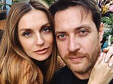 Саша Савельева трогательно поздравила мужа с годовщиной знакомства