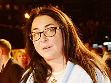 «Он на деньги меня обманывал»: Лолита о Цекало