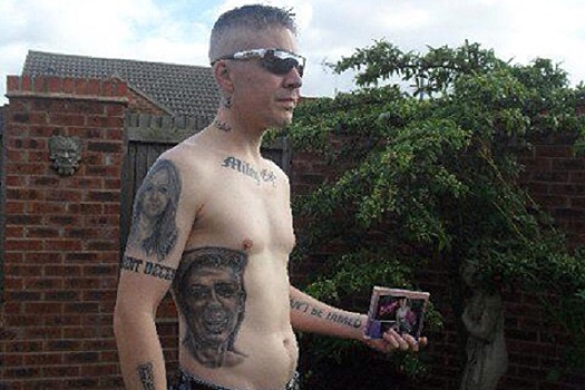 Британец сведет татуировки с Майли Сайрус после ее критики