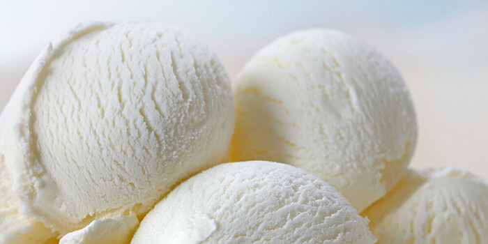 Без сливочного мороженого: какие продукты вредно есть летом