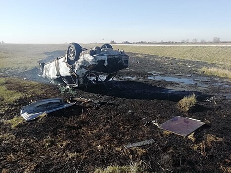 Иномарка с супругами и шестью детьми перевернулась в Кузбассе