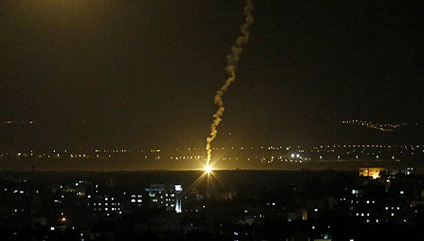Израиль стянул силы к сектору Газа