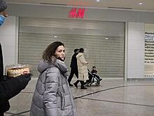 Стали известны подробности последней распродажи H&M в России
