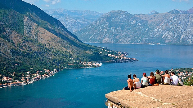 Черногория снимает все ограничения для российских туристов