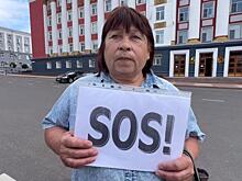 Курянка, живущая три года без воды, вышла на одиночный пикет