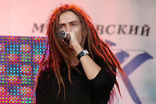 Брейк-бит, гитары и сантименты в «Трибьюте» памяти Децла