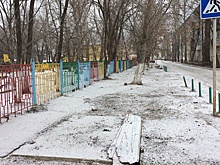 В Саратове большинство школ и детских садов нуждаются в безопасных тротуарах