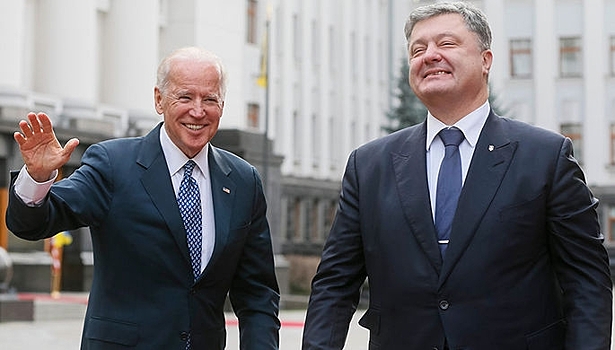На Украине возбудили дела против Байдена и Порошенко
