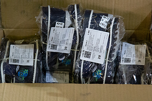 Изъятую обувь отдали нуждающимся Челябинской и Свердловской областей