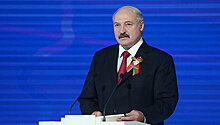 Лукашенко поздравил Россию с Днем Победы