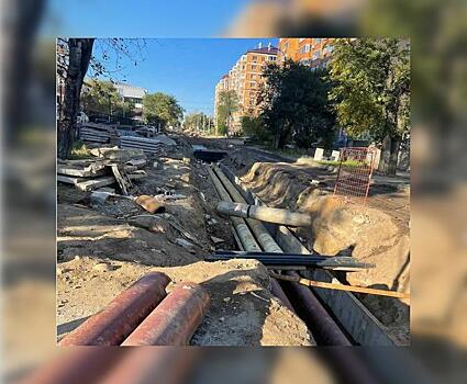 В Благовещенске из-за затянувшегося ремонта улицы Артиллерийской люди четыре месяца сидят без воды