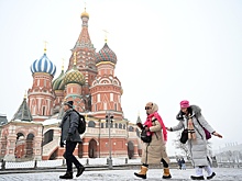 Банки заявили о сложностях с запуском карты для иностранных туристов
