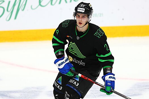Новости дня в хоккее за 17 августа 2023 года, «Салават» выведет из обращения номер Амирова, два игрока покинут СКА