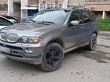 У екатеринбуржца отобрали BMW за миллионный долг по кредиту