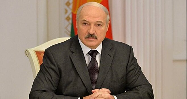 Лукашенко попросил белорусских послов не устраивать жен уборщицами