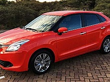 Недорогая Toyota Glanza на платформе Suzuki Baleno добралась до дилерских центров