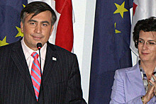 "Непримиримый враг" Саакашвили Бурджанадзе вышла на акцию в его поддержку