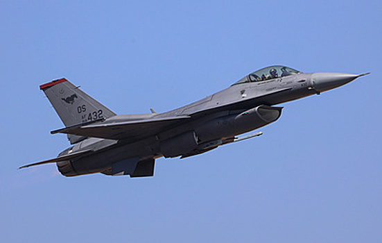 Yonhap: на западном побережье Южной Кореи разбился американский истребитель F-16