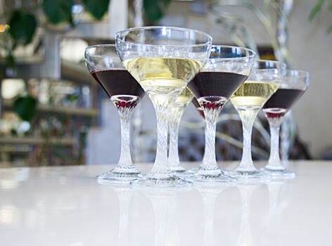 Как выбрать хорошее вино к празднику. Советы эксперта