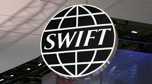 В Британии призвали отключить Россию от SWIFT для предотвращения атак
