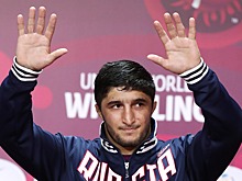 Садулаев и Шарипов пропустят предолимпийский чемпионат России по вольной борьбе