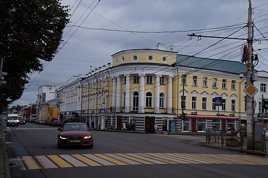 Женщина получила 130 тысяч рублей после падения в центре Костромы