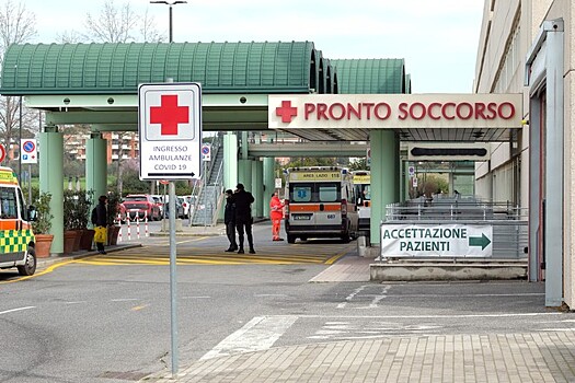 В Италии за сутки от коронавируса умерли 345 человек