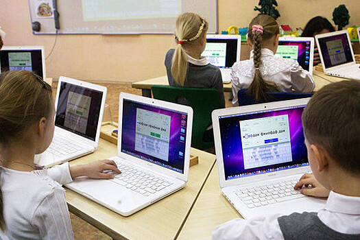 Российский университет собирал отпечатки пальцев детей для лженаучного исследования