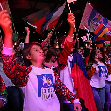 Подростки из бывшего СССР соберутся в Москве, чтобы спеть «Во весь голос»