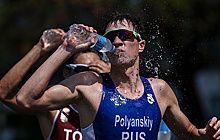 Д. Полянский выиграл этап Кубка мира по триатлону в Чехии
