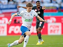 «Факел» объявил об уходе нападающего Максимова