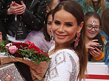 Айза-Лилуна Ай призналась, что любит работать: «Потому что дура»