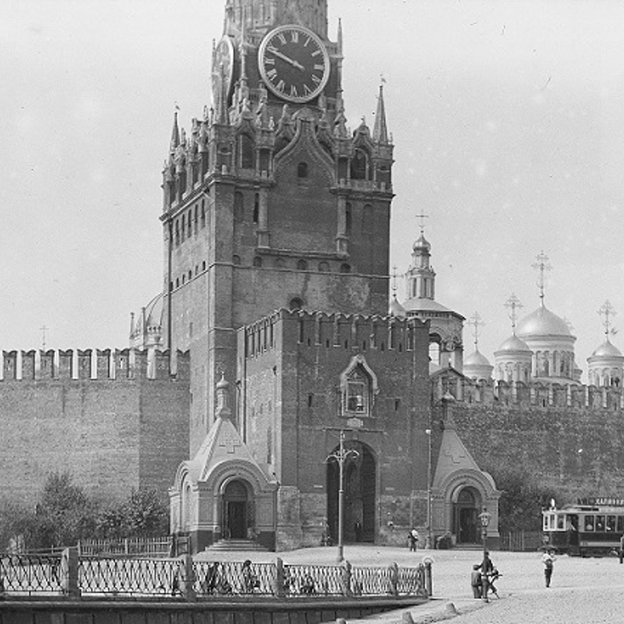 Башни кремля москвы названия