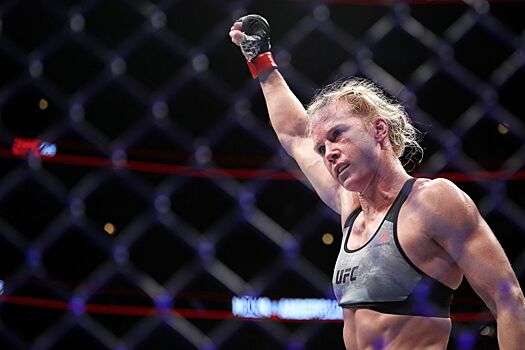 Казахстанец Азат Максум с победы дебютировал в UFC