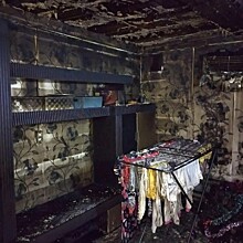 В Соль-Илецке жители села спасают семью, оставшуюся без дома во время пожара
