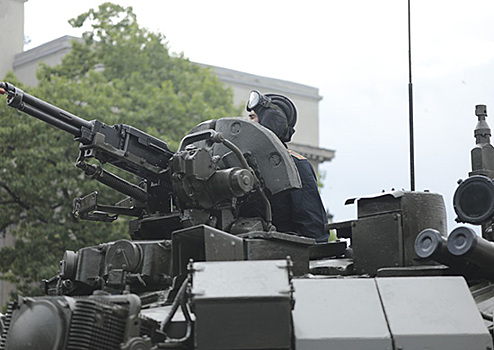 Военнослужащие ЮВО приступили к тренировкам экипажей боевой техники, задействованных в параде Победы во Владикавказе