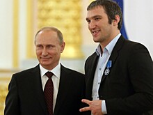 «Алекс Овечкин: между Кремлем и Белым домом» – La Vanguardia о том, что политические предпочтения Ови не мешают его популярности в Штатах