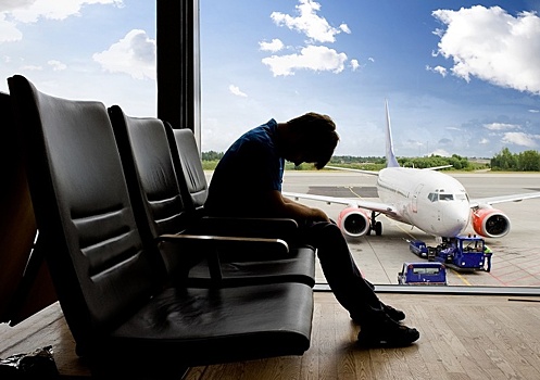 В столичных аэропортах задержали более 40 рейсов